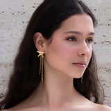 Charm de cadena con colgante de océano bañado en oro