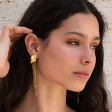 Charm de cadena con colgante de océano bañado en oro